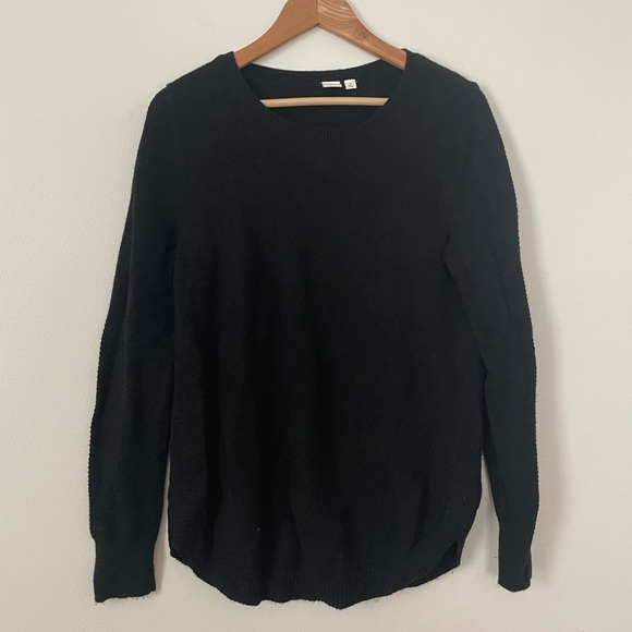 Gap Size M Crewneck Black Sweater - Picture 2 of 8